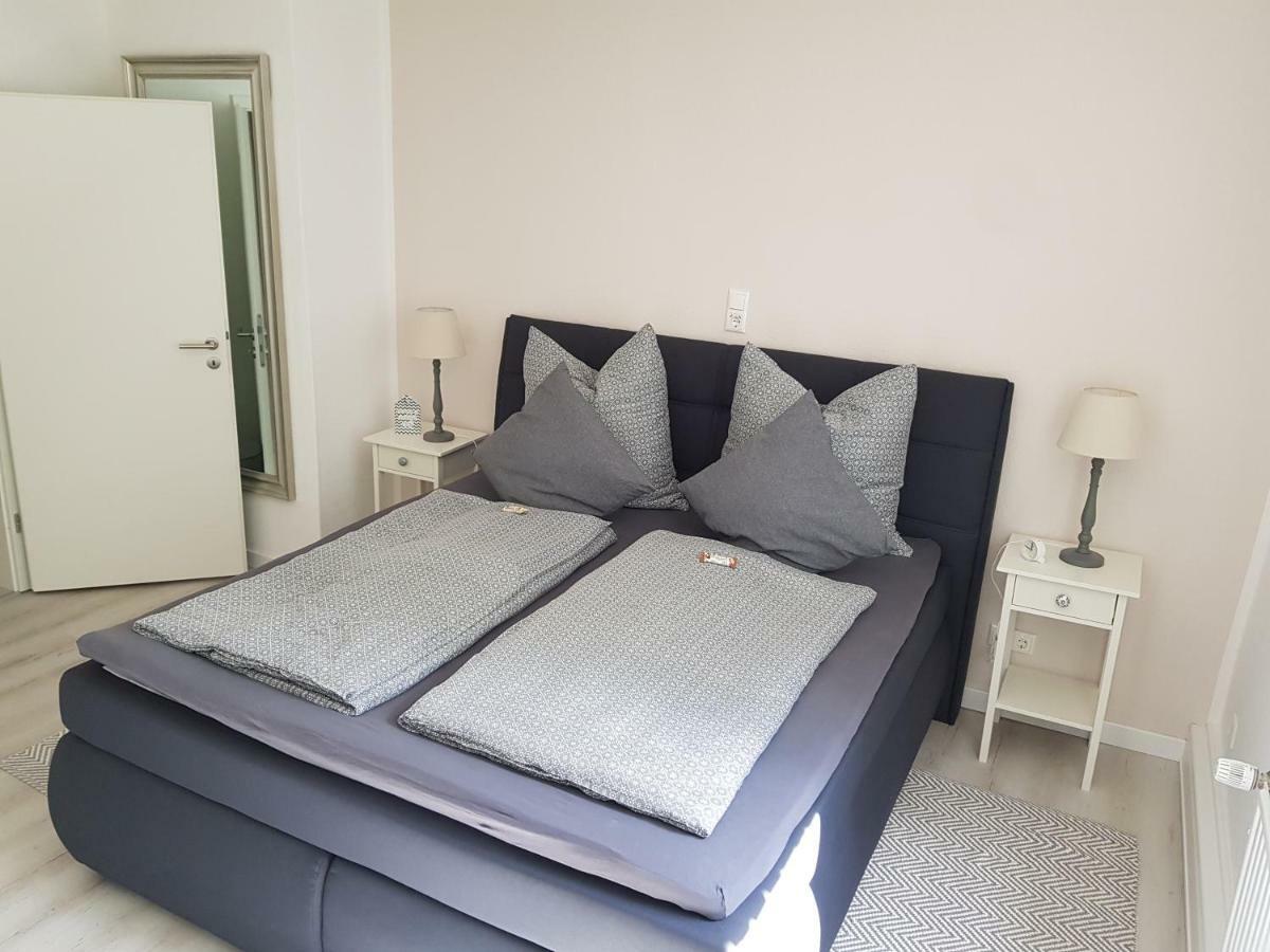 Grosse, Helle Ferienwohnung Mit 2 Balkonen Auf Dem Bauernhof In Der Lueneburger Heide Oetzen Exterior foto